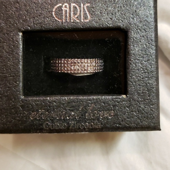 Cubic Zirconia Ring - Picture 3 of 4